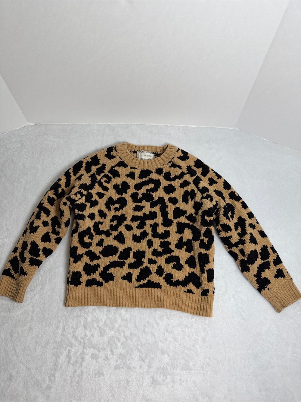 Btween Leopard Print Crewneck Sweater in Camel and Black Size 5